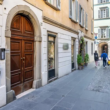Lägenhet La Centro Storico Bergamo